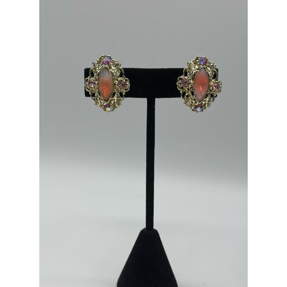 Vintage Gold Tone Clip On Earrings Peach Givré Glass Rhinestone Pink AB - Picture 1 of 5